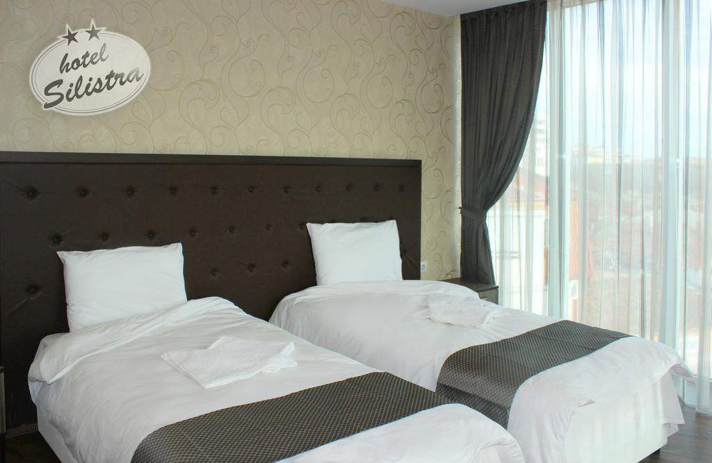 Family Hotel סיליסטרה מראה חיצוני תמונה